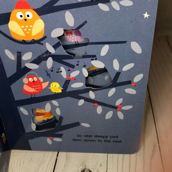 A Bedtime Countdown Owl Board Book - Picture 2 of 4